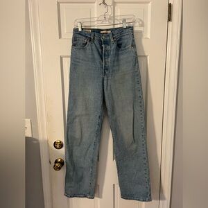 LEVI’S Ribcage Straight Jeans